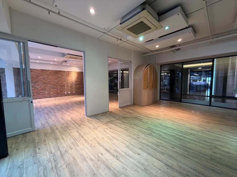 To Let Commercial Property for Rent in De Waterkant Western Cape